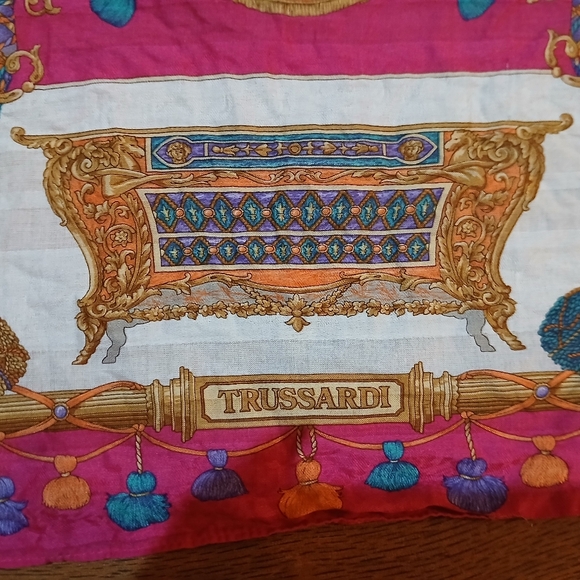 vintage TRUSSARDI cotton scarf - Picture 2 of 4